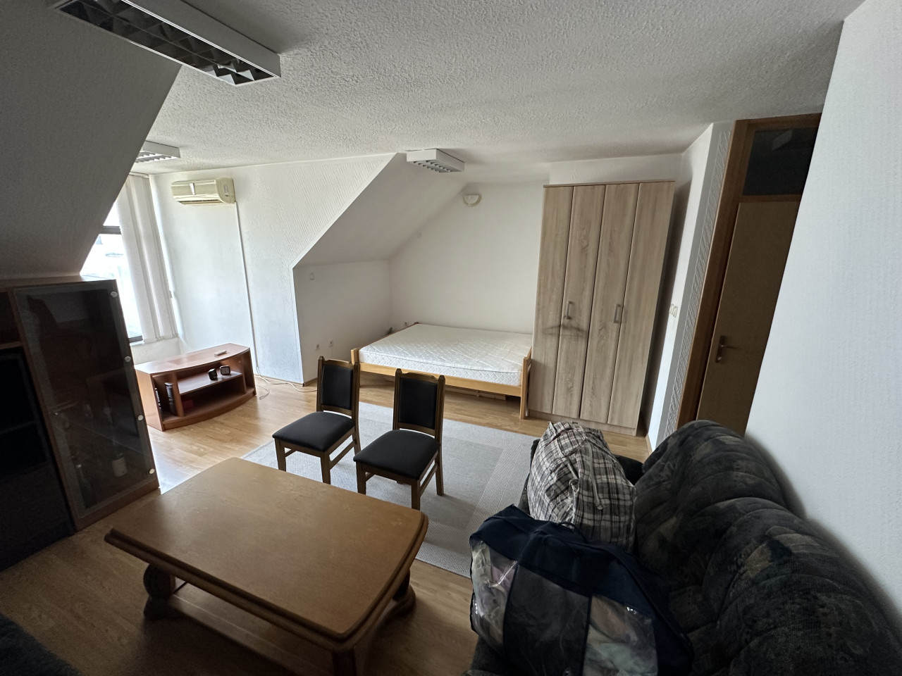 Stambeno-poslovni objekat u Prnjavoru - 144 m2 16
