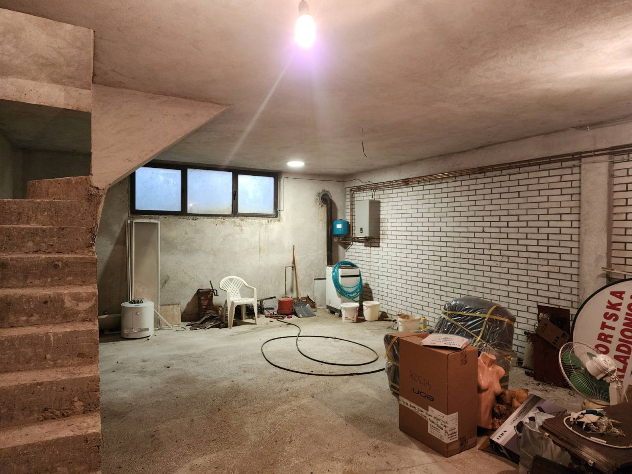 Stambeno-poslovni objekat u Prnjavoru - 144 m2 25