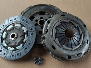 SET KVACILA VW SARAN 1.8 t  6 brzina