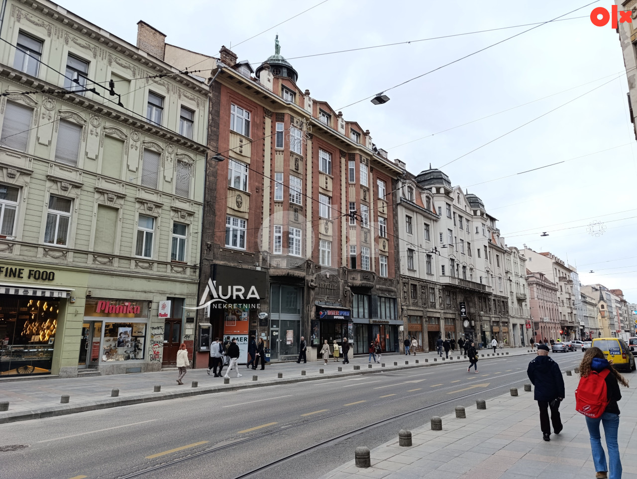 AURA/ Četverosoban stan / Centar, Titova 2