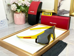 PRADA naocale,new 2025,NOVO