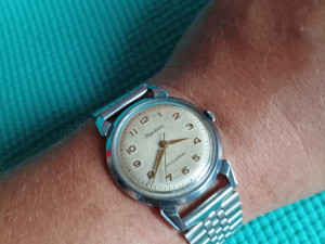 Ručni ruski vintage mehanički retro sat kirovski kirovskie