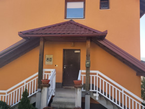 Prodaja Tarcin ,Do Kuce i okucnice