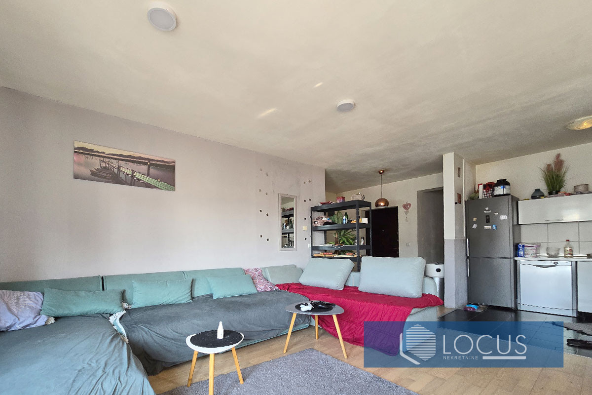 LOCUS: Stambeno poslovni objekat, Koševsko brdo, Centar 12