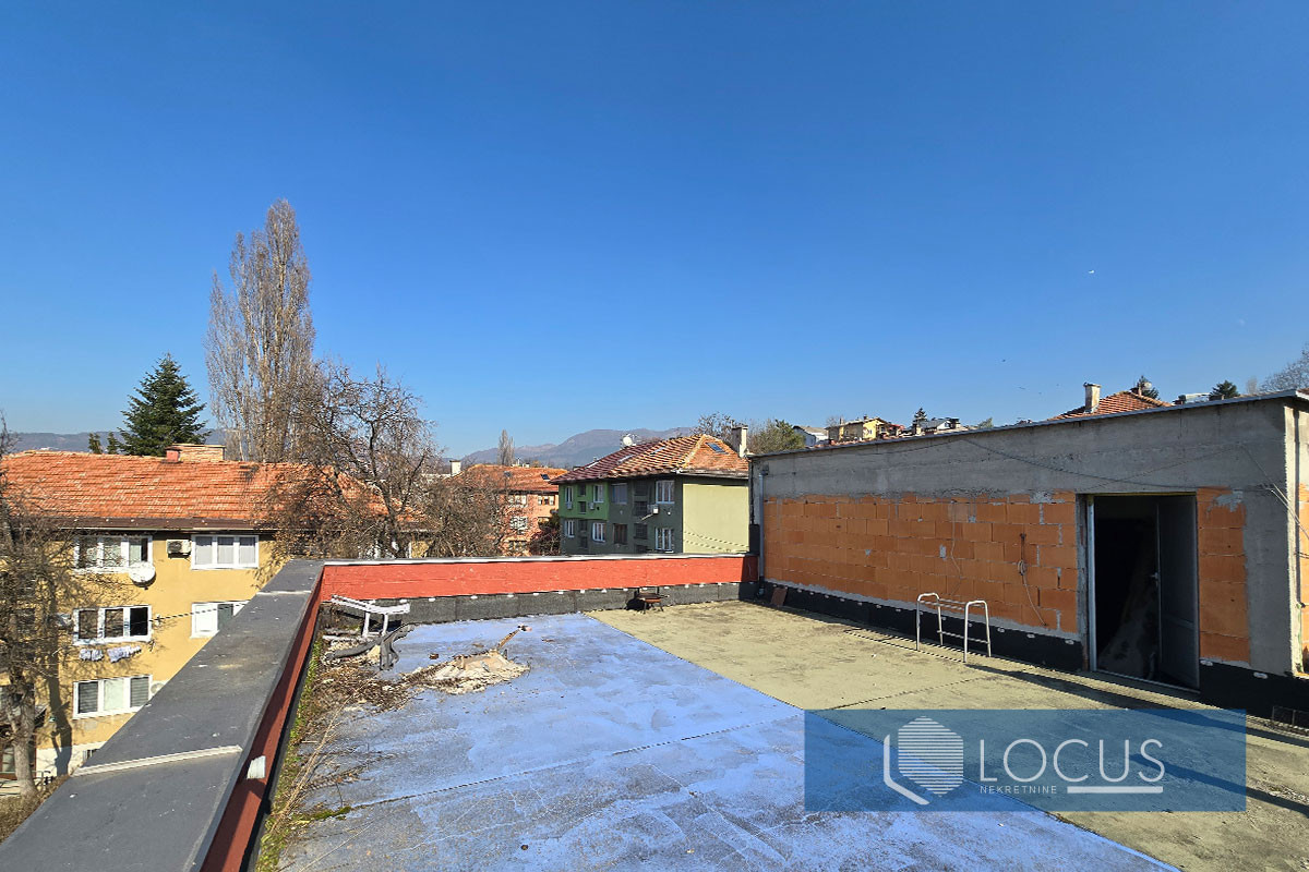 LOCUS: Stambeno poslovni objekat, Koševsko brdo, Centar 15