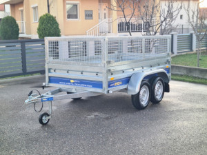 Auto prikolica LIGHT 25DA sa dodatim stranicama  Grifovana ograda