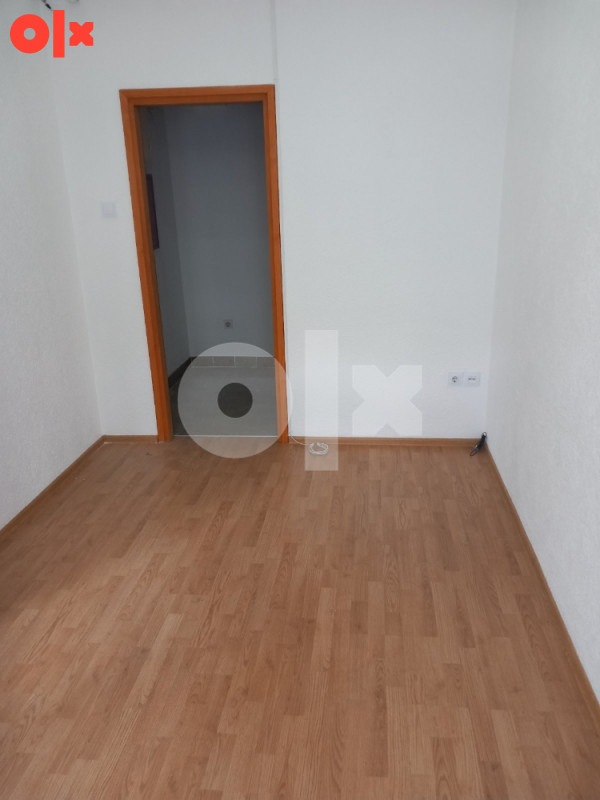Poslovni prostor Živinice 9