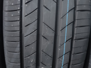 LJETNE GUME 225 45 17 KUMHO