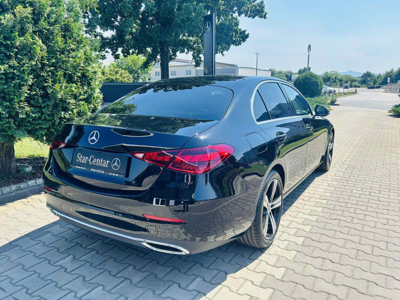 Mercedes-Benz C 180  -  2025