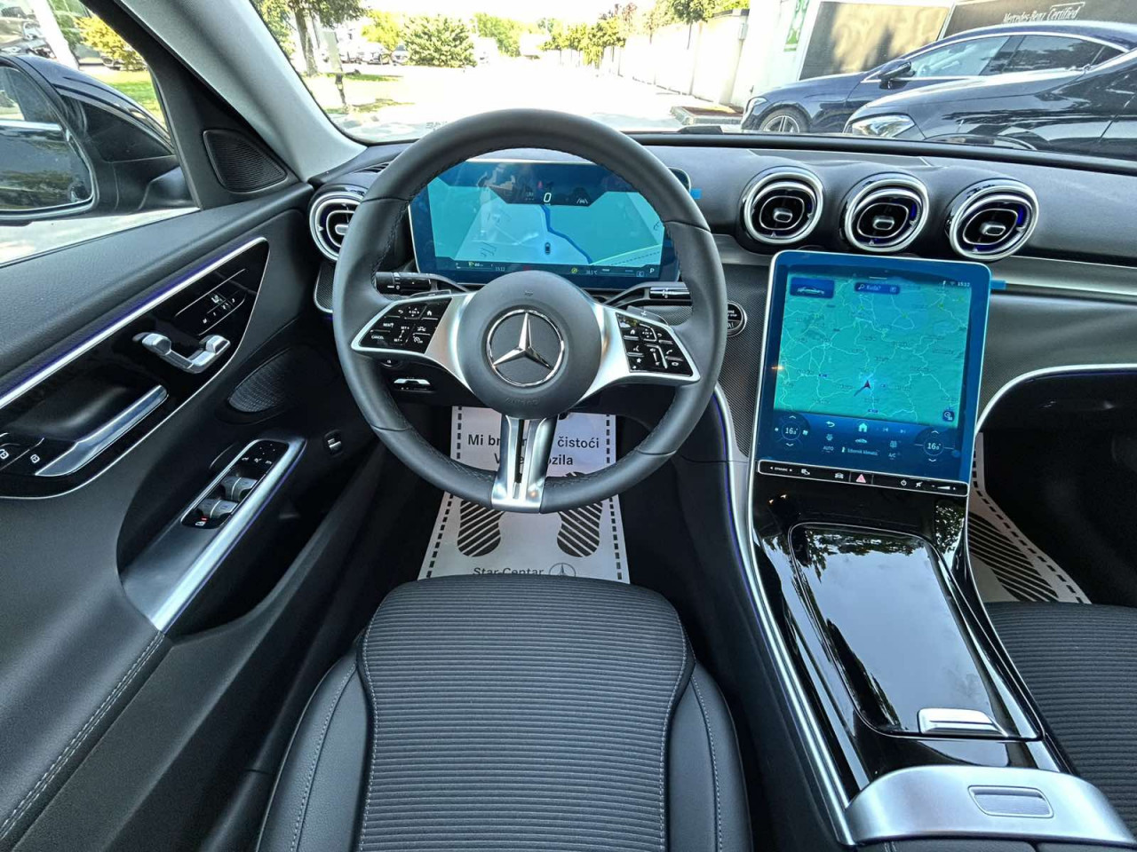 Mercedes-Benz C 180  -  2025