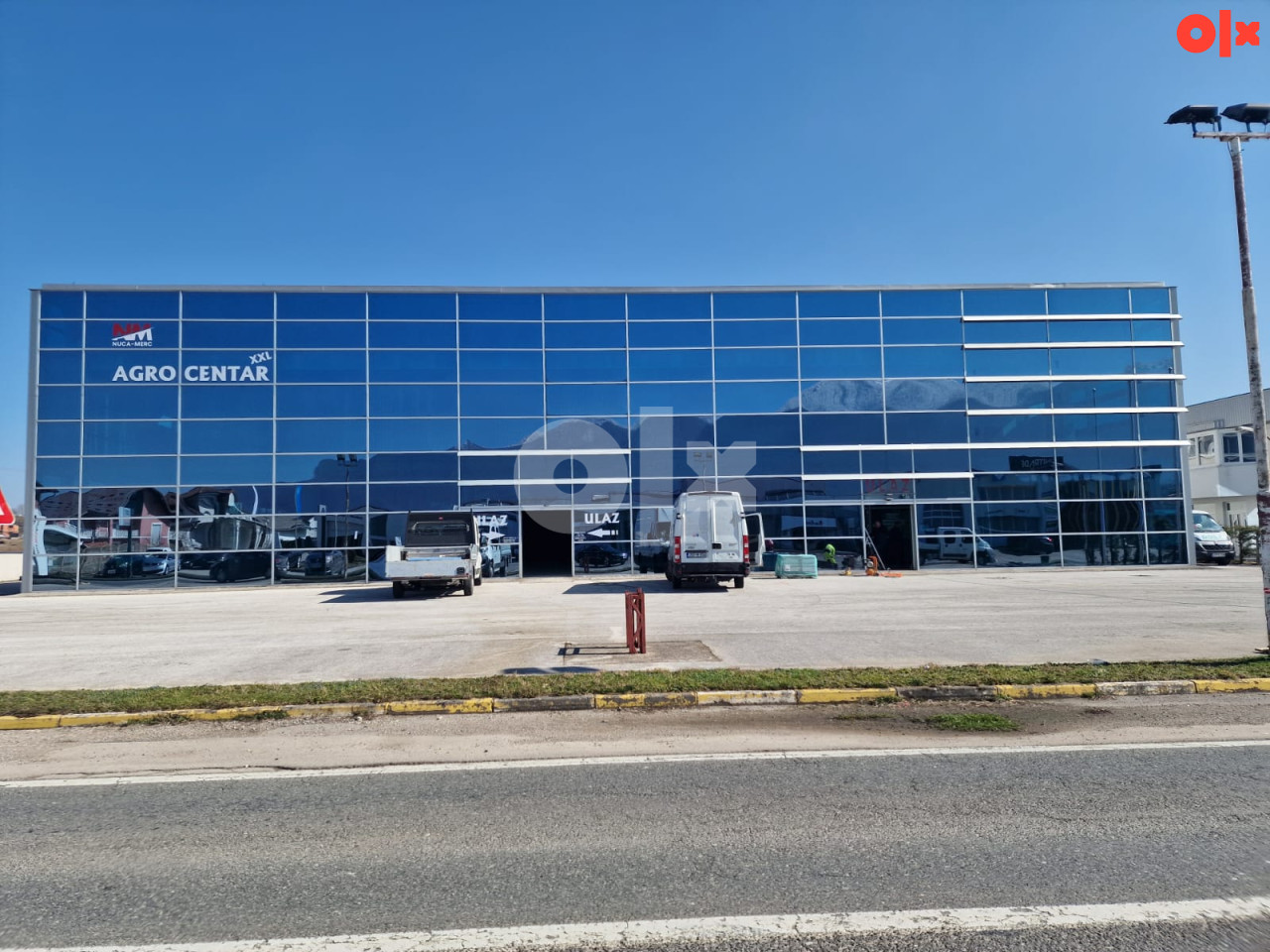 Poslovni prostor 140m2 Bihać 2
