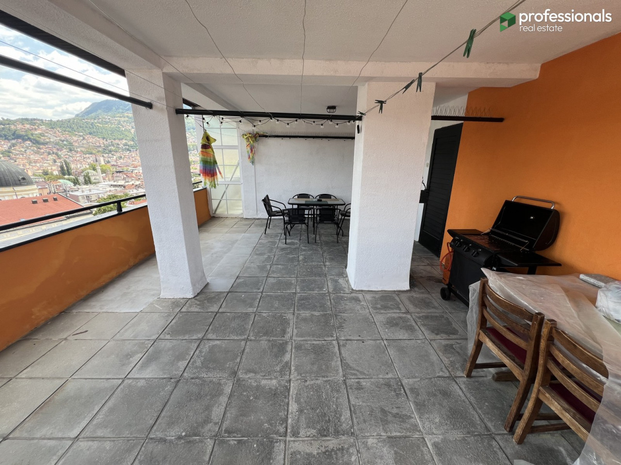 Trosoban stan Centar Sarajevo