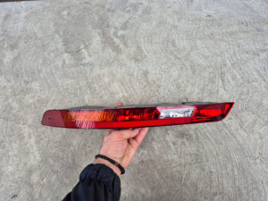 Zadnji lijevi katadiopter u zadnjem braniku Audi Q3 2014-2018 god