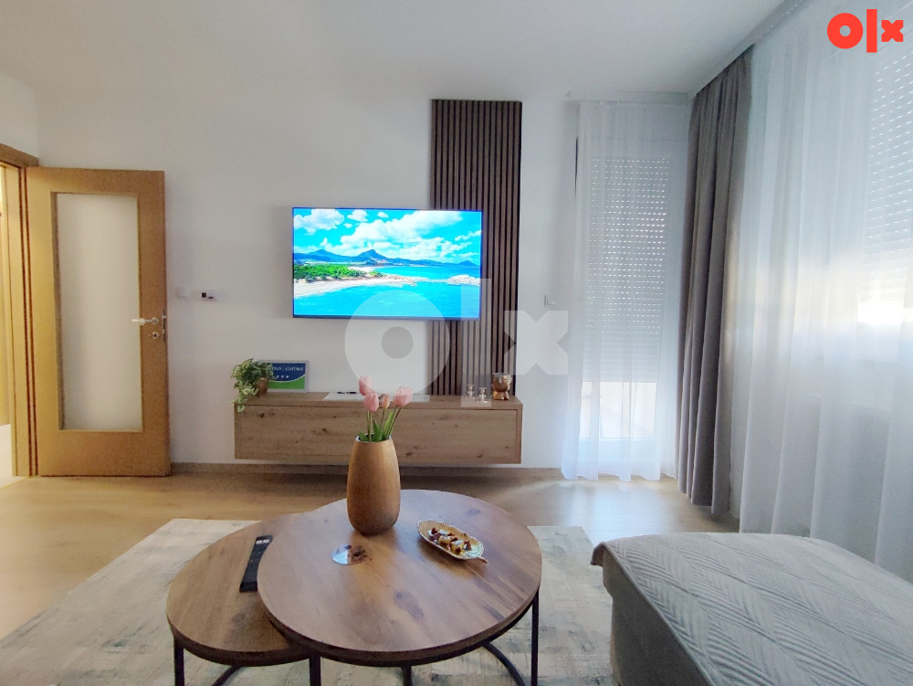 Stan na dan Istočno Sarajevo, Lukavica Paradiso 0038766 165 639 10