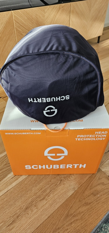Moto kaciga Schuberth J2 NOVO