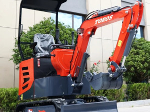*NA RATE* TOROS MINI Bager 1.0 TON KOOP motor GARANCIJA