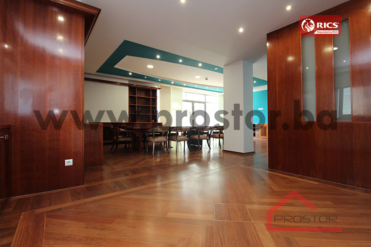 PROSTOR prodaje: Poslovni prostor, 146m2, Bosmal 12