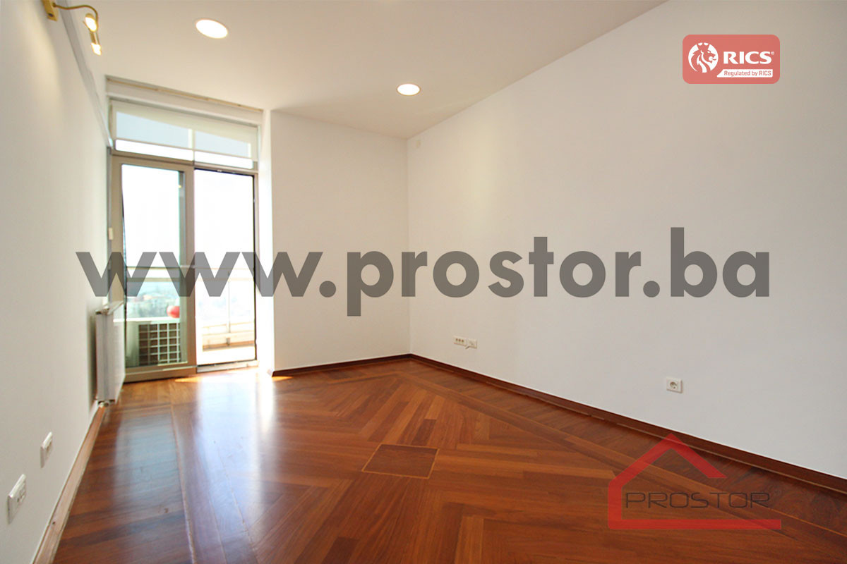 PROSTOR prodaje: Poslovni prostor, 146m2, Bosmal 8