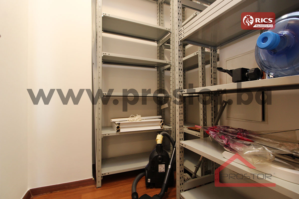 PROSTOR prodaje: Poslovni prostor, 146m2, Bosmal 19