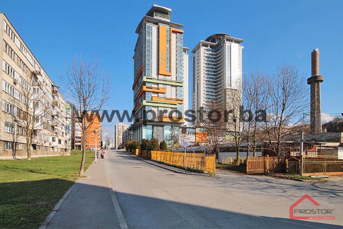 PROSTOR prodaje: Poslovni prostor, 146m2, Bosmal 6