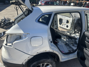 Bok polustranica blatobran Nissan Qashqai 2015 (fotografija 2)