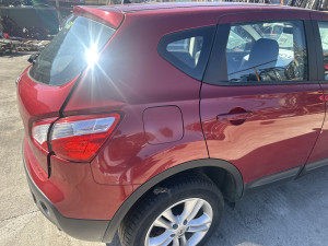Bok stranica prag krak Nissan Qashqai 2013 (fotografija 3)