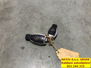 KLJUČ Mercedes B klasa w246 2015