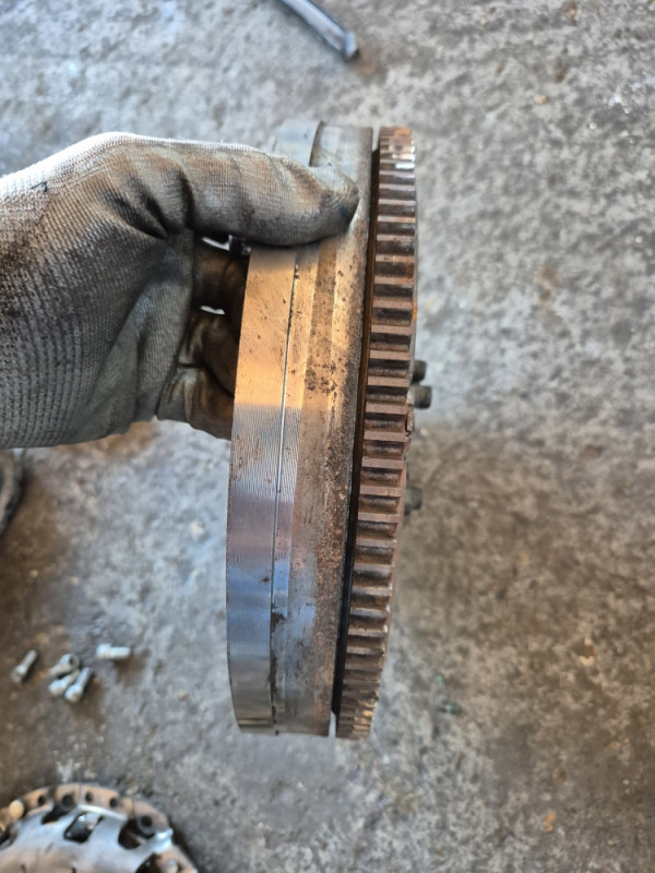 Bmw e46 e60 e61 e90 e91 e83 x3 m47 2.0d ZAMAJAC SET KVACILA 320d