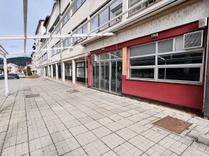Commercial space Pale 118m2