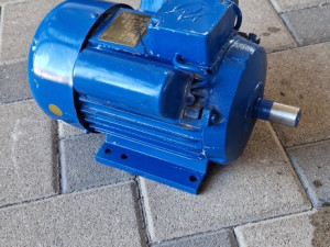 ELEKTRO MOTOR 3.0 KW 2800 NOV NEMA REMENICE