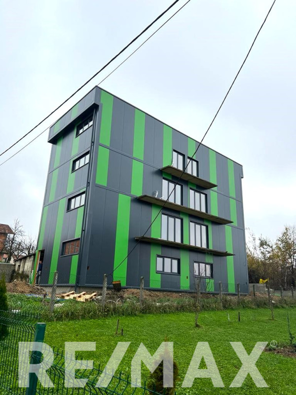 Na prodaju moderna poslovna zgrada 850m2 na Petrićevcu