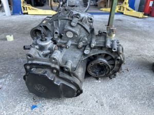 Mjenjac 77kw Volkswagen Golf 5 (fotografija 2)