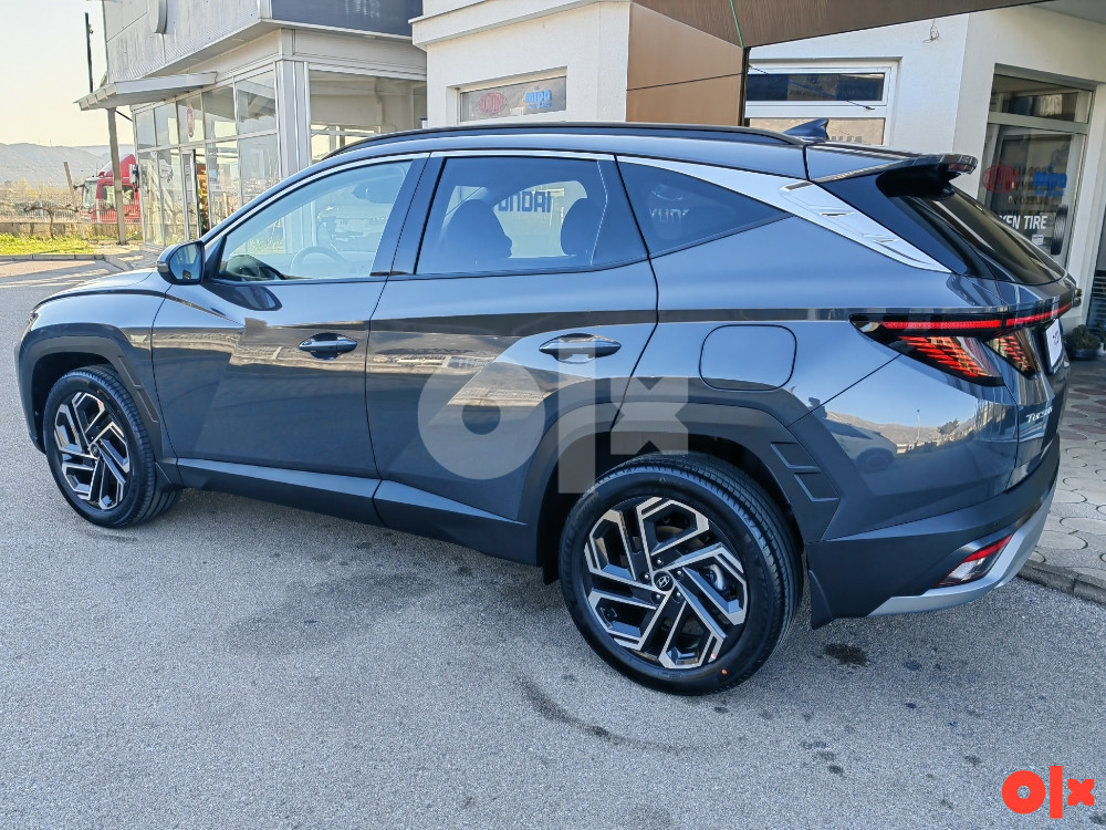 Hyundai Tucson FL 1.6 T-GDI Hybrid 6AT 4WD PREMIUM