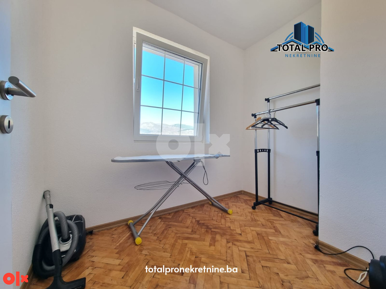 TOTAL PRO/ Trosoban stan 60 m2 / Velešići 19