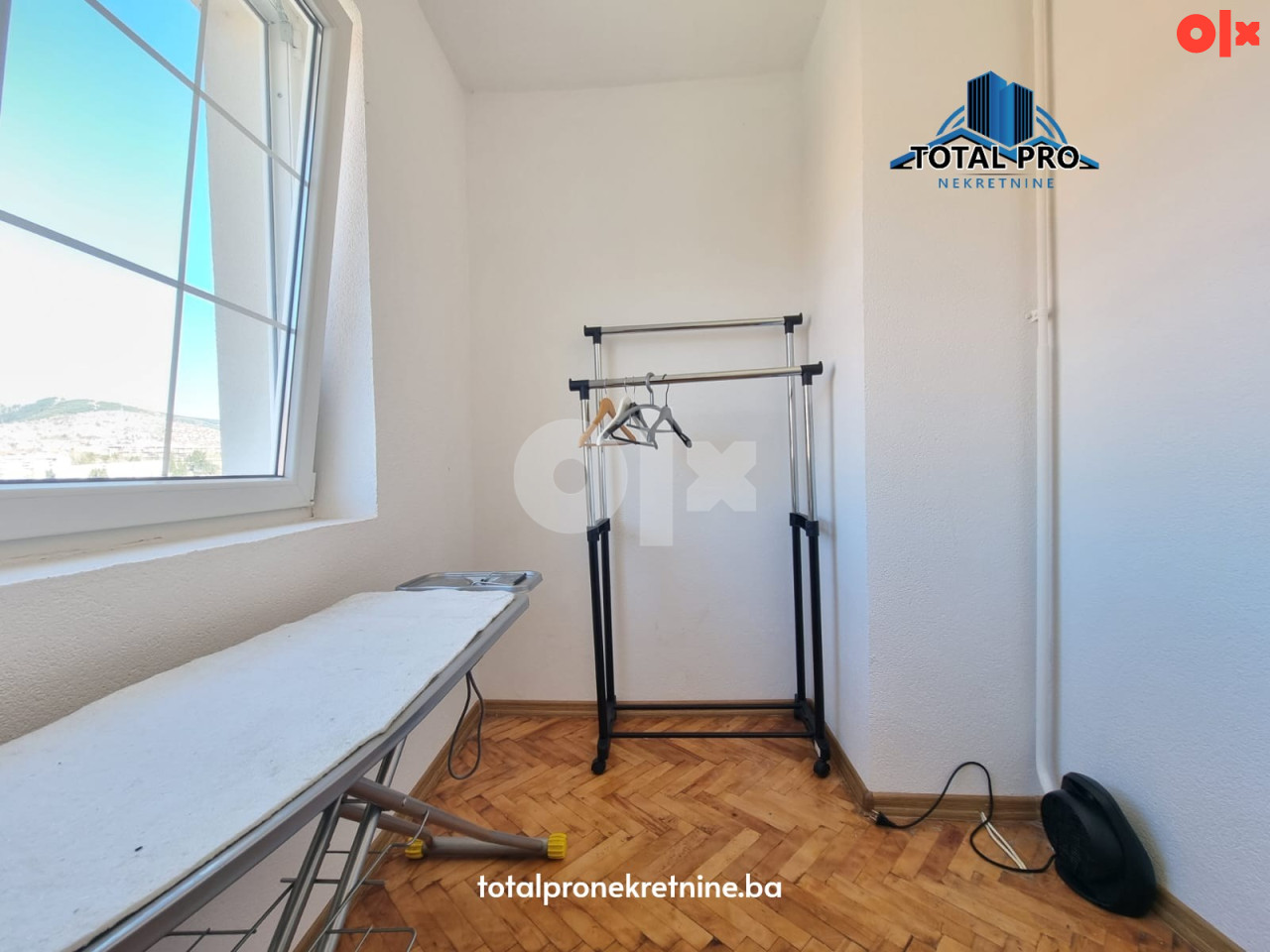 TOTAL PRO/ Trosoban stan 60 m2 / Velešići 20