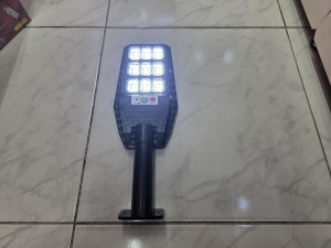 SOLARNO ULIČNI LED REFLEKTOR 100W