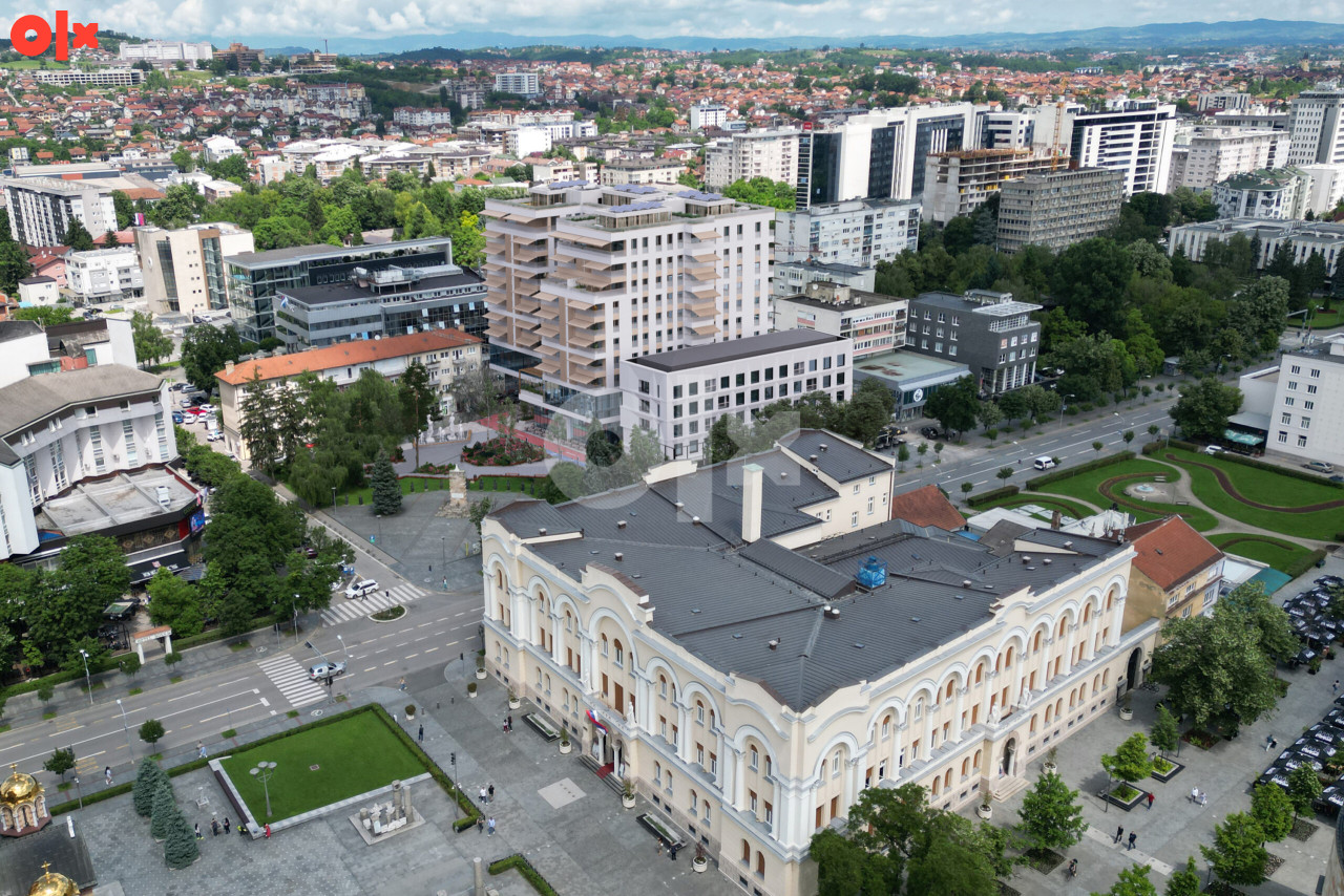 Luksuzan trosoban stan 80m2 Bijeli dvor Banja Luka 12