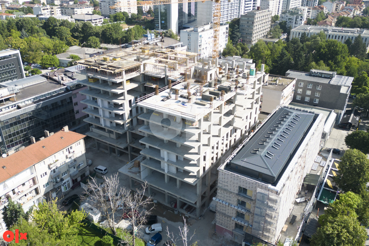 Luksuzan petosoban stan 151m2 Bijeli dvor POGLED NA HRAM 8