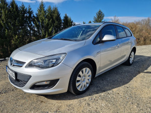 OPEL ASTRA SPORTS TOURER
2013 DIZEL UVOZ SVICARSKA OCARINJENA
