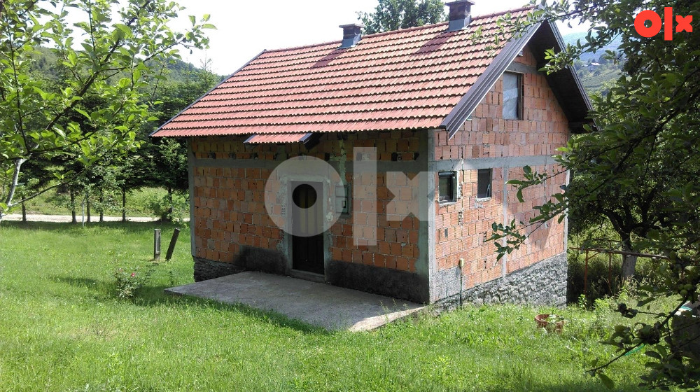 Kuća Busovača Sa Okućnicom 2