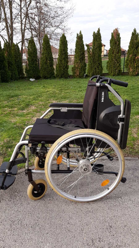 Invalidska kolica sirina sjedala 40 cm