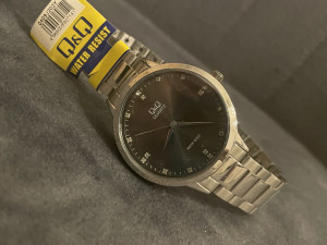 Zenski sat Q&Q Silver Orginal