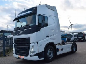 Volvo FH 500 Globetrotter XL Retarder ACC I-Park
