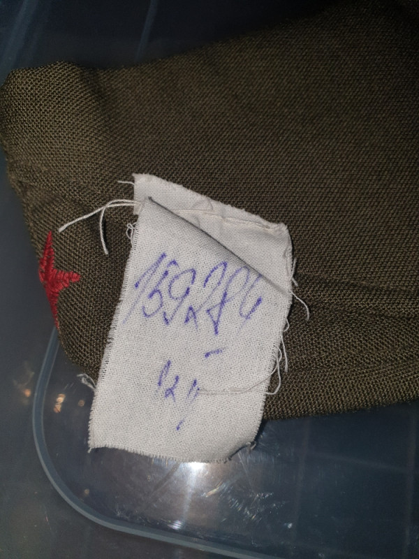 Vojna kapa JNA nova nenosena sa oznakom iz magacina