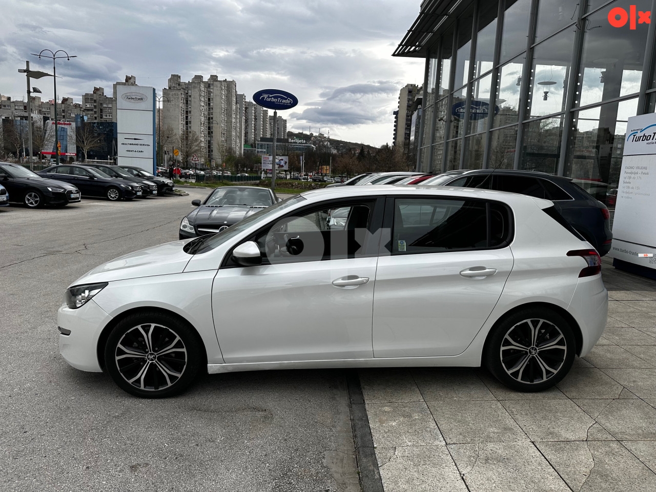 PEUGEOT 308 1.6HDi