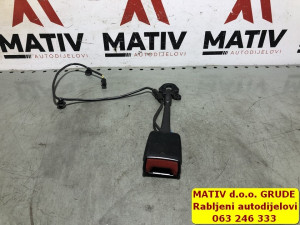 Utikač pojasa LIJEVI VW Touareg 7P 2012 7P0857755