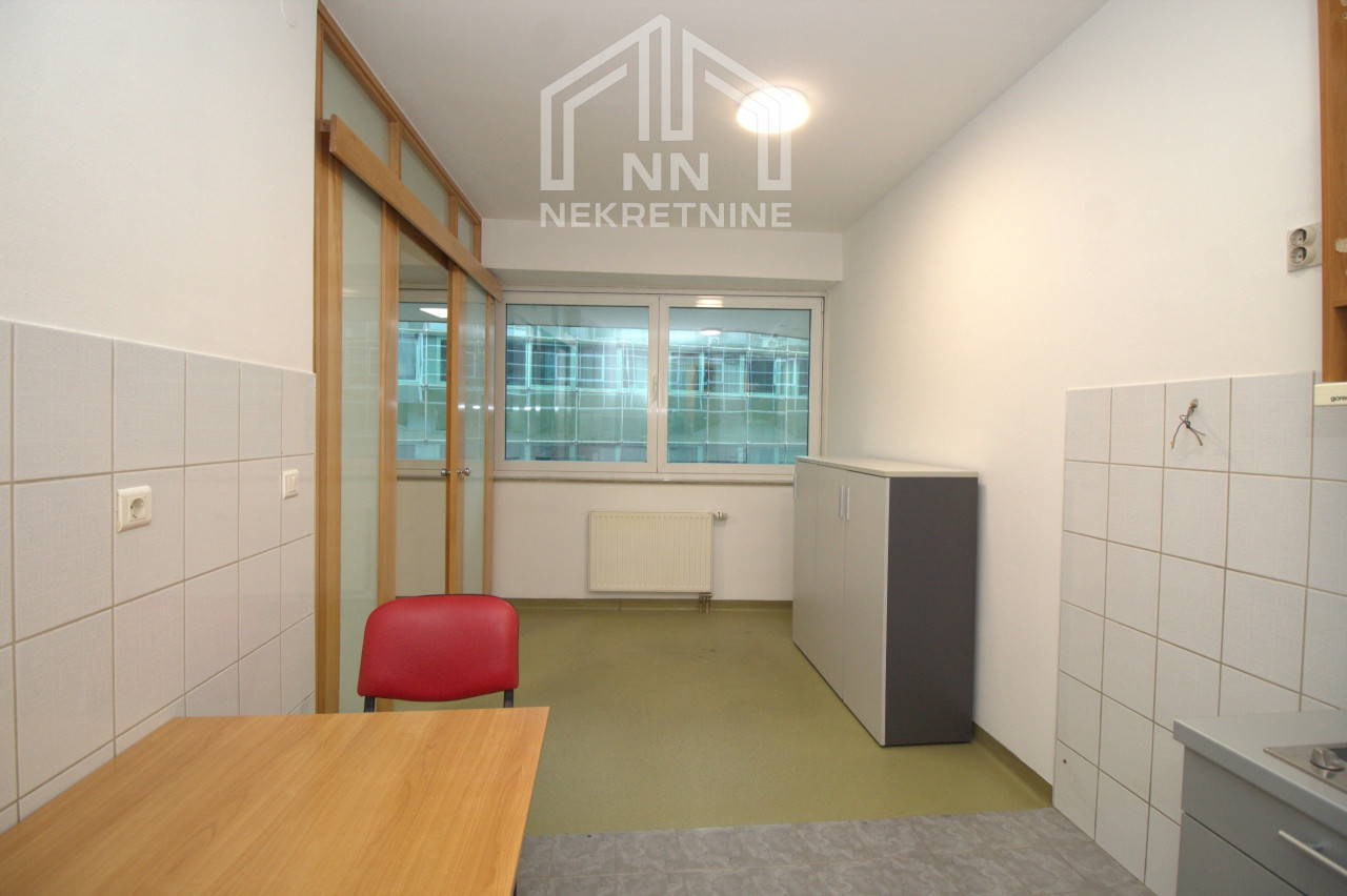 NN Nekretnine : Poslovni prostor 168m2 - Skenderija - Centar 7