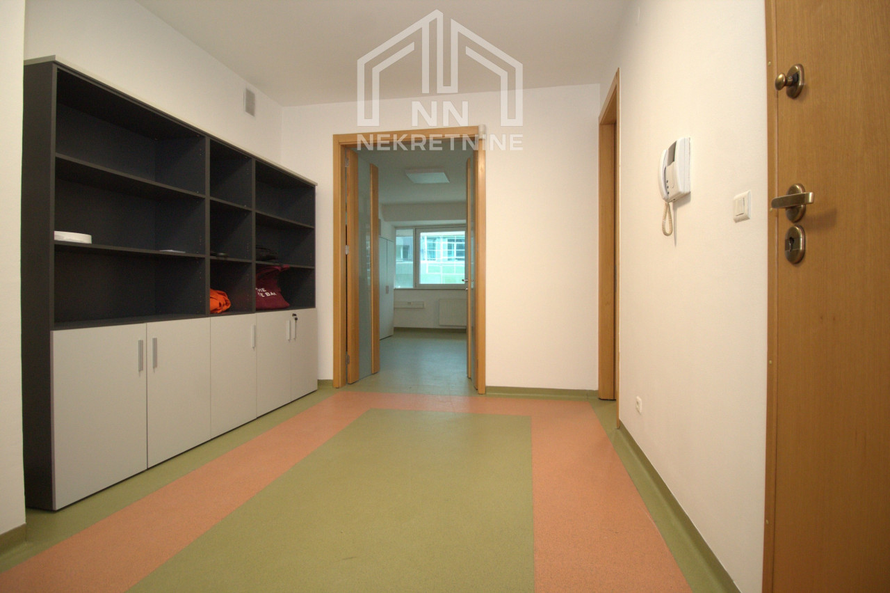 NN Nekretnine : Poslovni prostor 168m2 - Skenderija - Centar 19