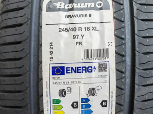 GUME 245 40 18 97Y XL FR BARUM BRAVURIS 6