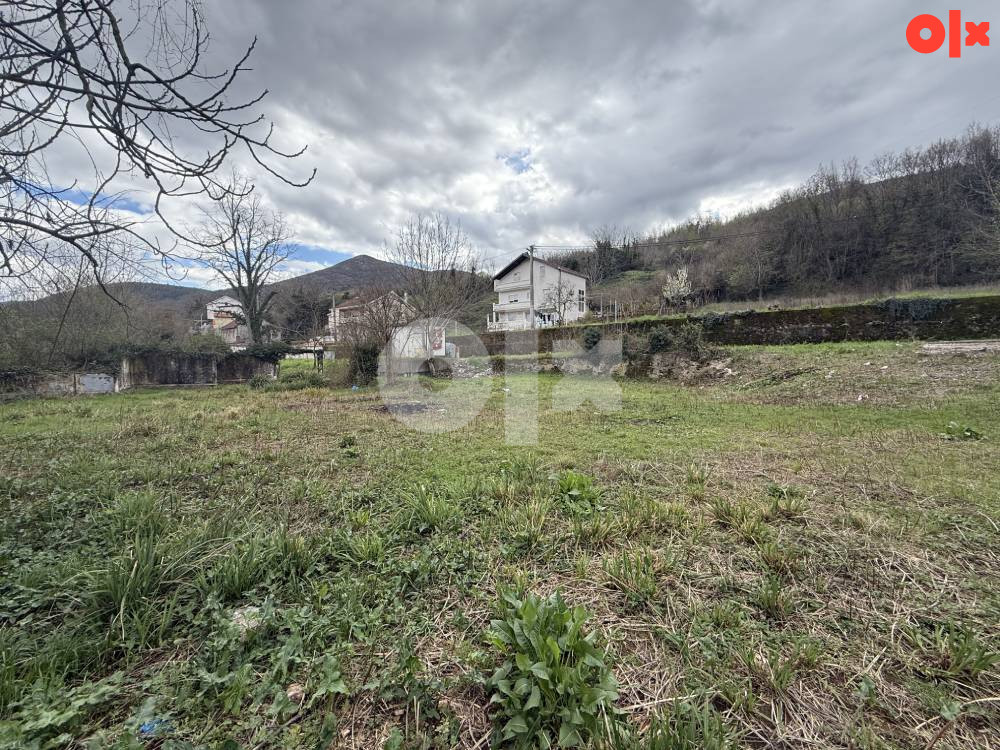 Prodaje se atraktivna parcela u Ilićima 2